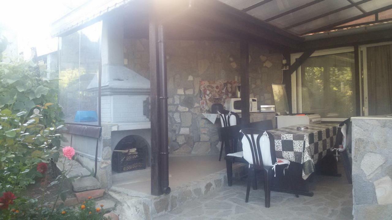Faina Guest House Rezovo Exterior photo